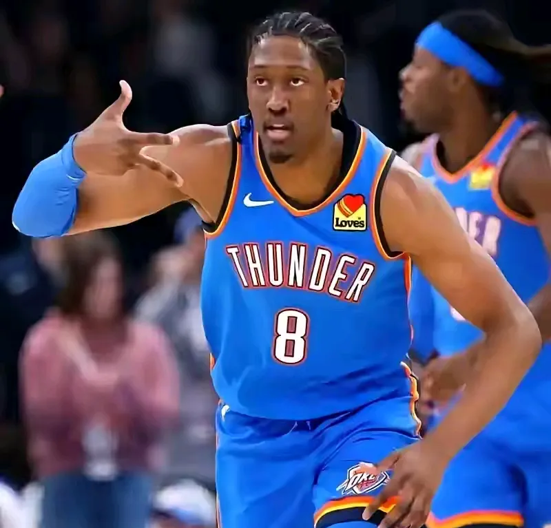 爱游戏登录入口 -法甲赛程吃紧；俄克拉荷马雷霆转会期刷新队史纪录；话题不断；团队化学反应显著 